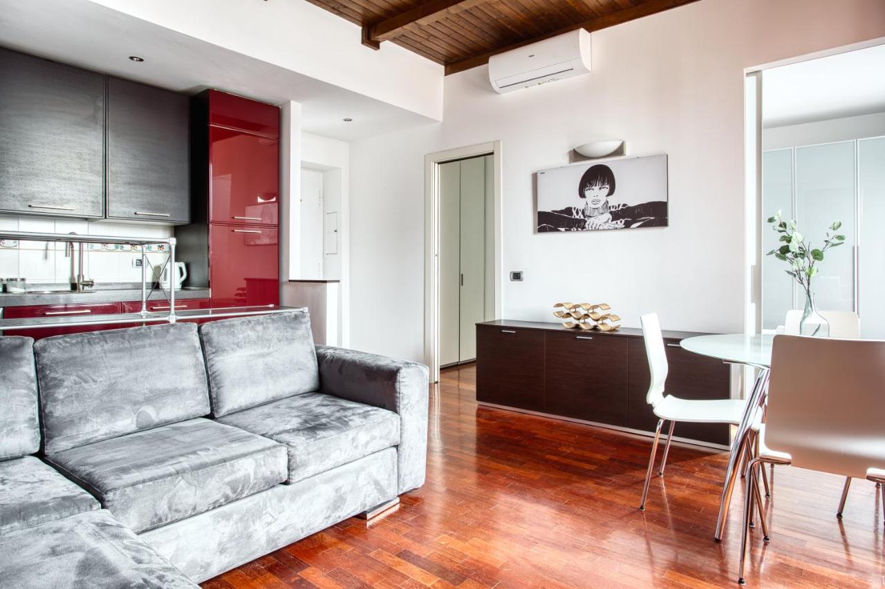 Joivy Charming Apartment In The Heart Of Isola District Milan Exterior photo